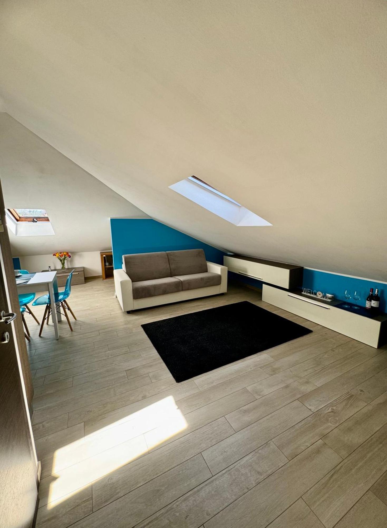Апартаменты Sky Loft Альба Экстерьер фото
